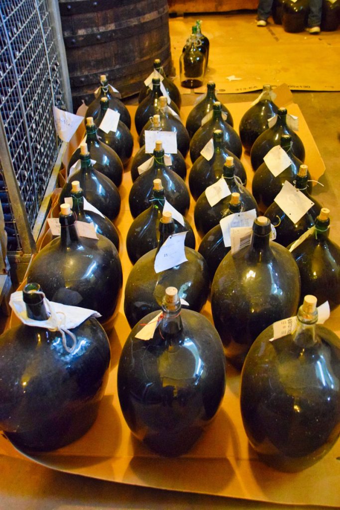 Port Aging in Glass Demijohns at Quevedo